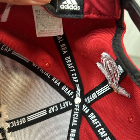 Adidas NBA Hat Miami Heat Snapback Baseball Cap Red Black Wool Blend Embroidered - Picture 12 of 13